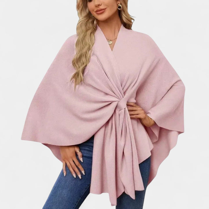 Daniela – Chaqueta elegante de caída suave con lazo