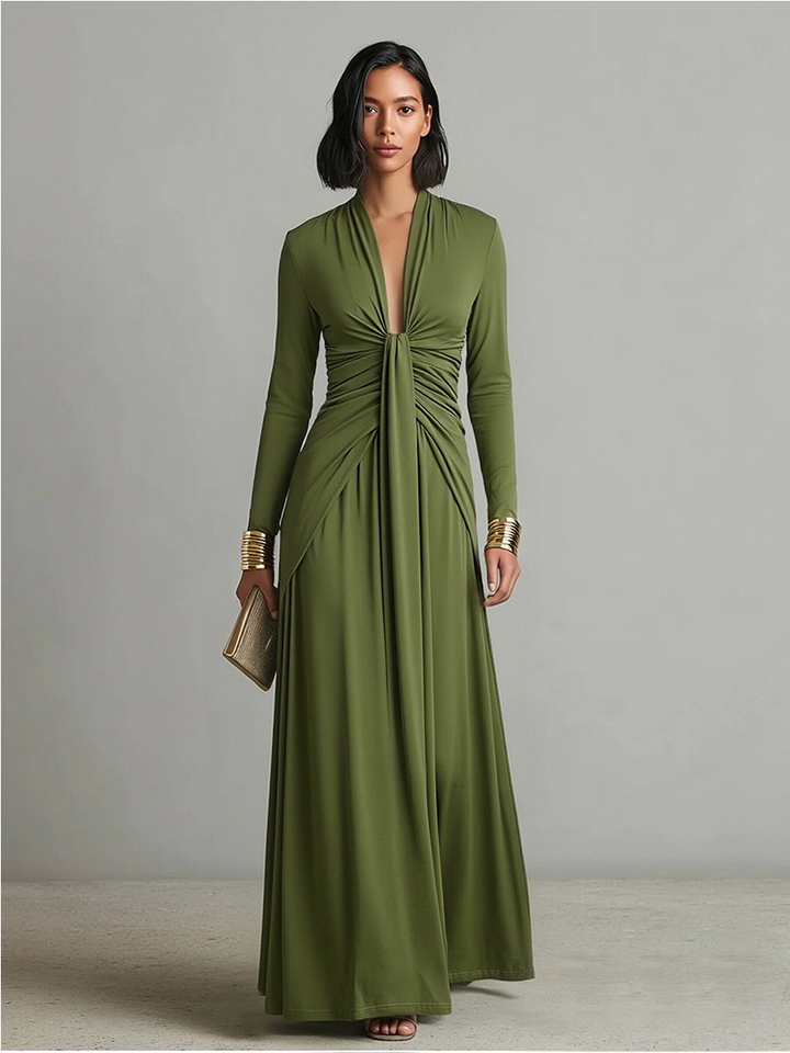 Maxivestido de seda verde oliva con escote en V