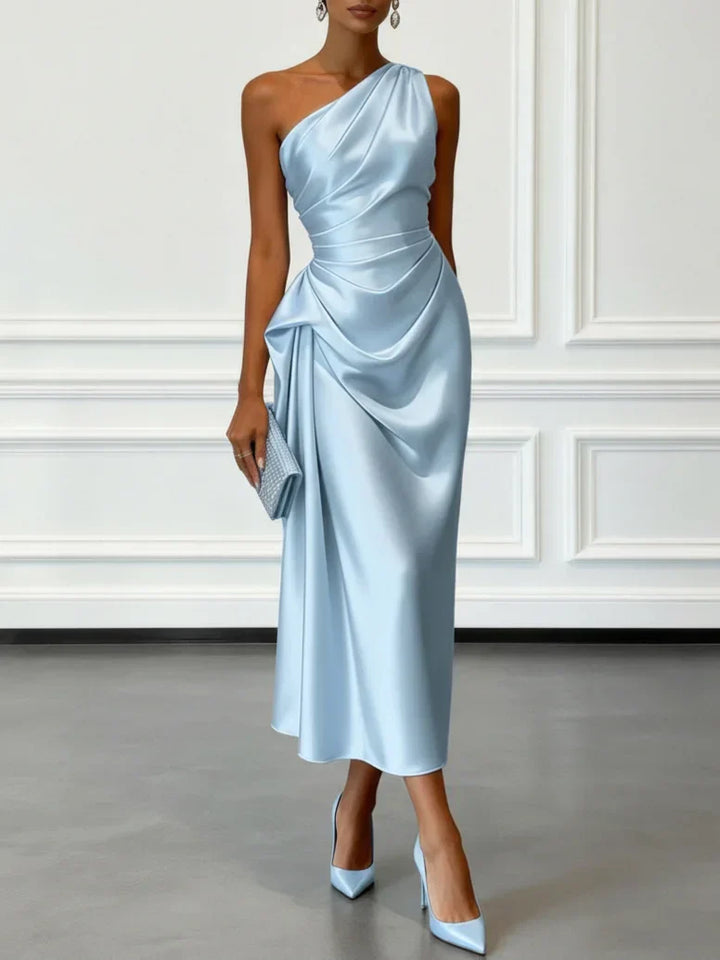 Caille - Vestido midi sin mangas de satén rizado color champán