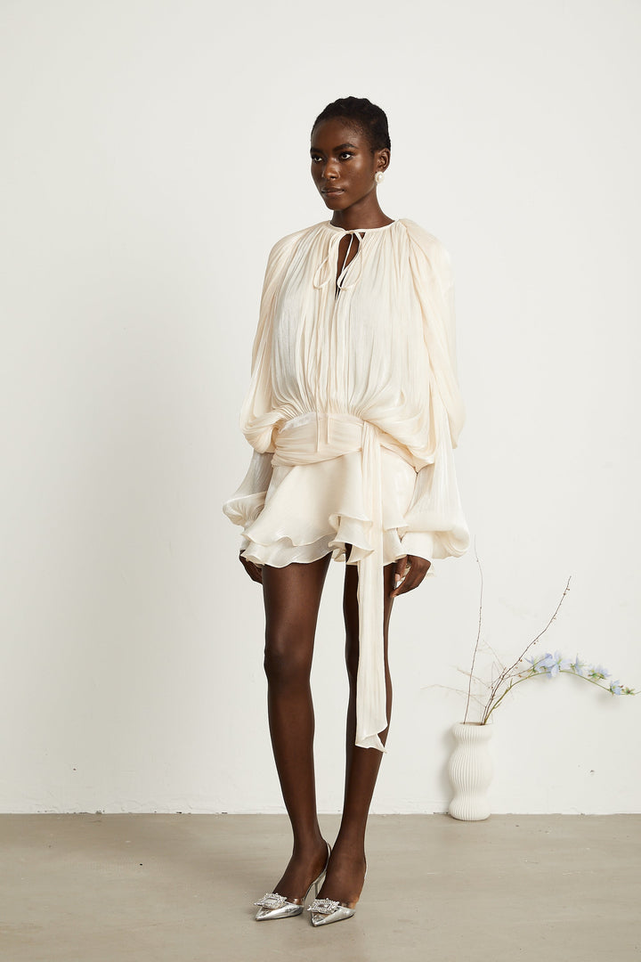 Vestido Mini Plisado Eugénie con Volantes