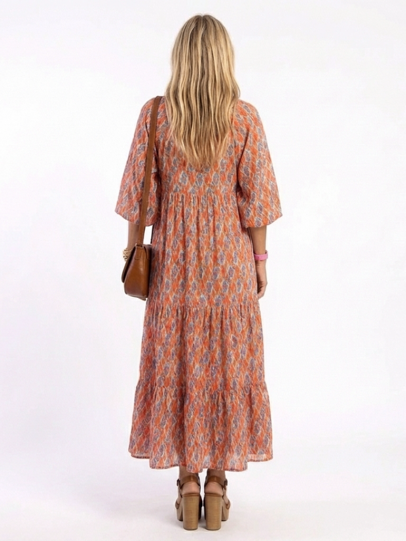 Amara | Vestido Midi con Capa y Estampado Geométrico de Escote en V