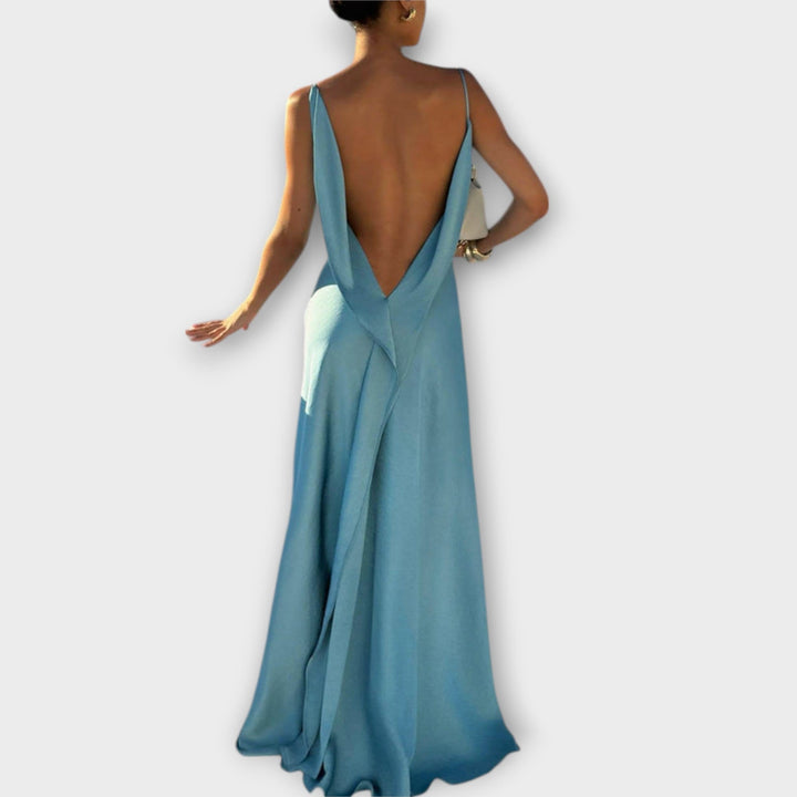 Hallie - Vestido maxi de satén elegante con una abertura alta