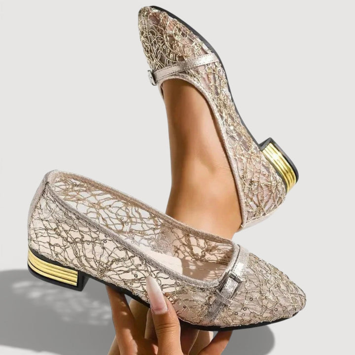 LAINE – Zapatillas casual de tacón bajo
