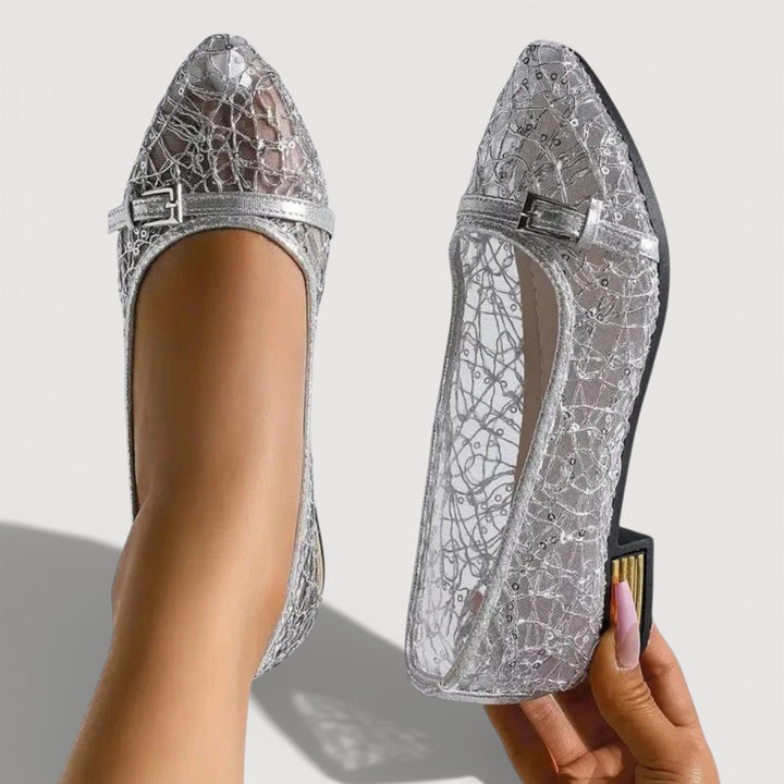 LAINE – Zapatillas casual de tacón bajo