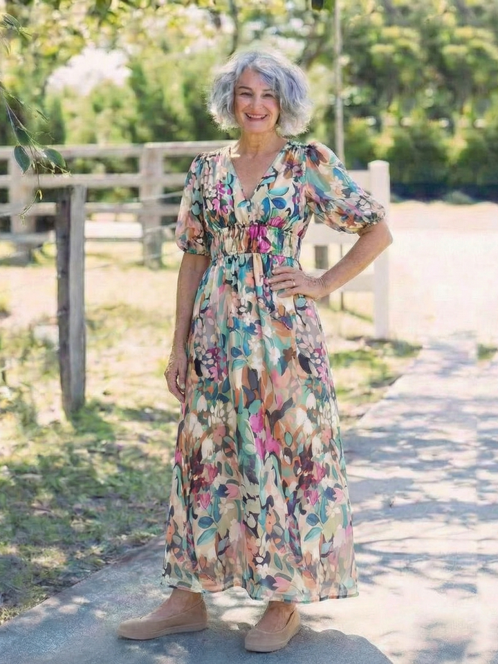 Eulalie | Vestido midi de manga corta con escote en V y cintura ajustada