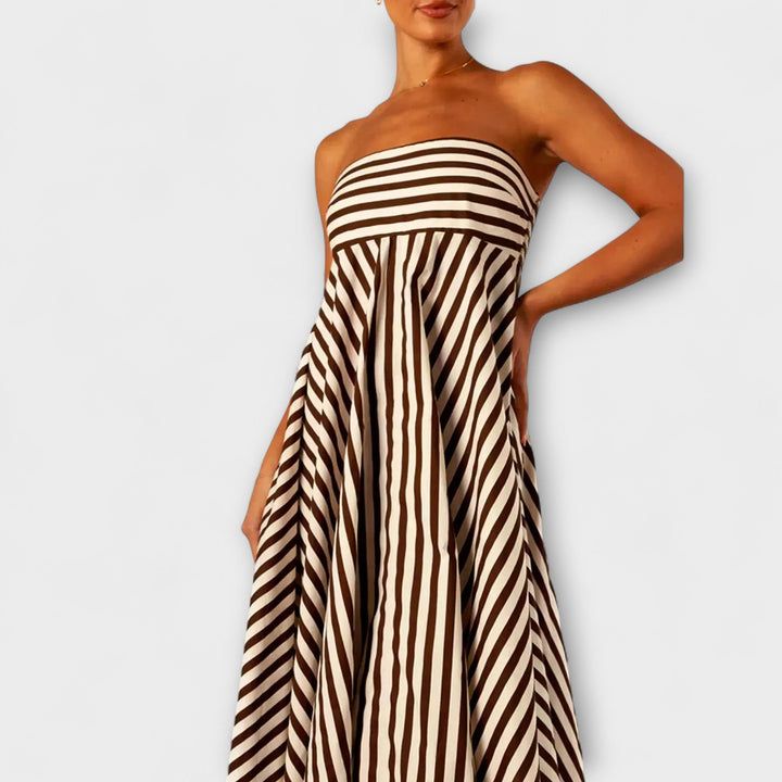 Vestido maxi Nocturnal Charm con volantes