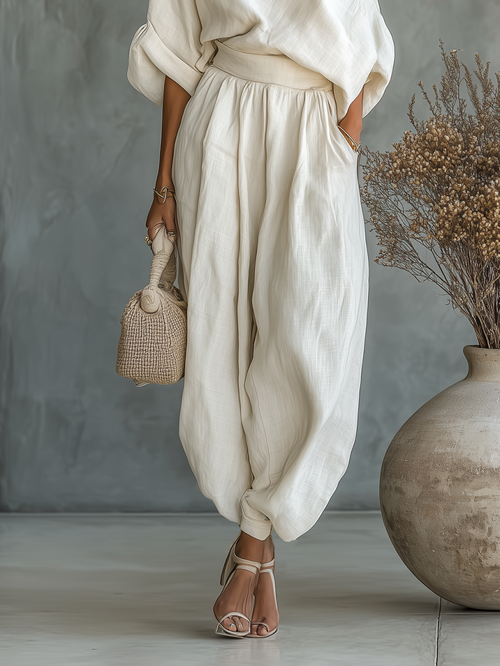 Conjunto de lino con pantalones y diseño de hombros descubiertos