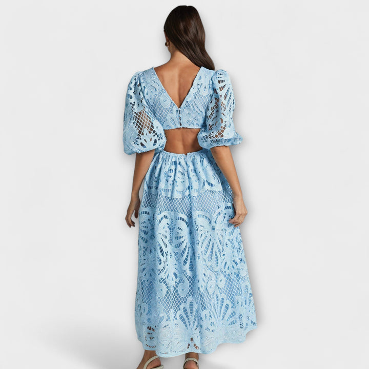 Vestidos elegantes con detalles delicados