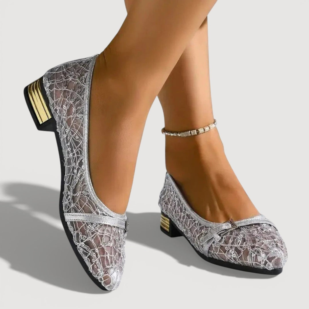 LAINE – Zapatillas casual de tacón bajo