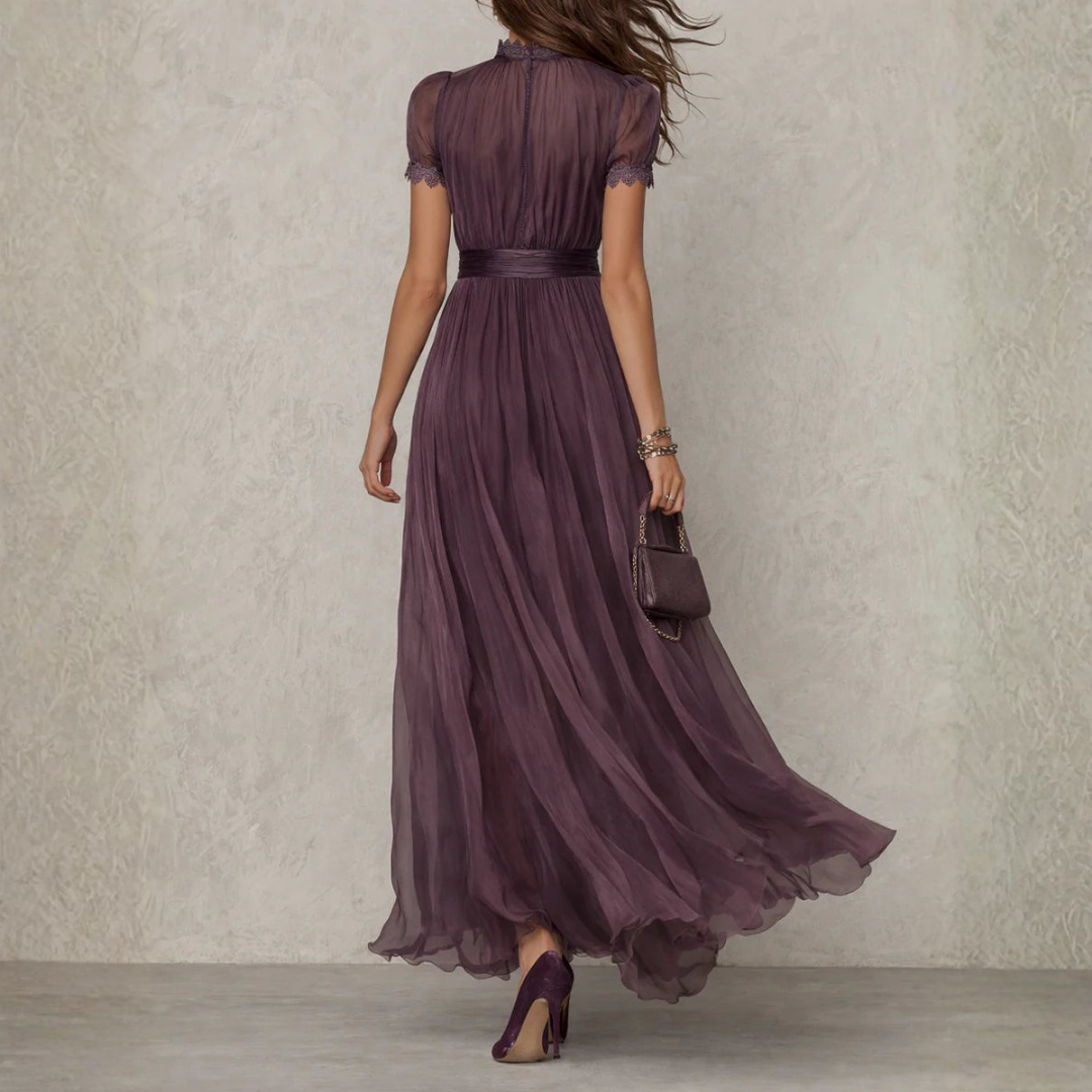 Celeste | Elegante Vestido Maxi de Gasa con Encaje