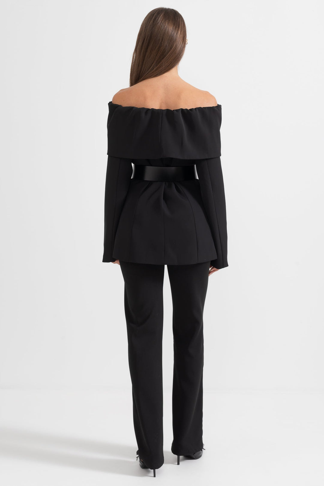 Conjunto Elegante de Chaqueta y Pantalón Negro