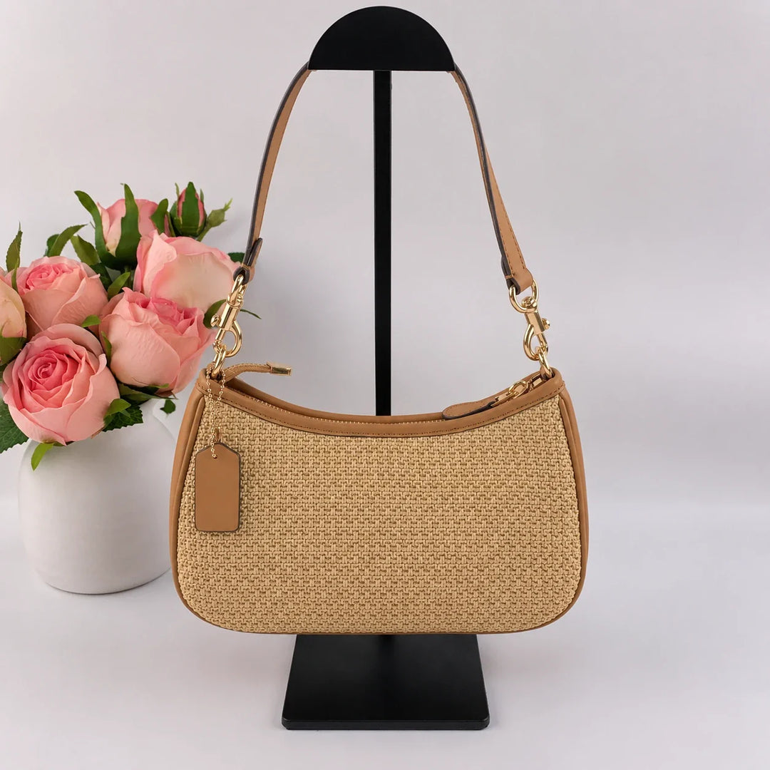 Bolso de Hombro con Diseño de Media Luna