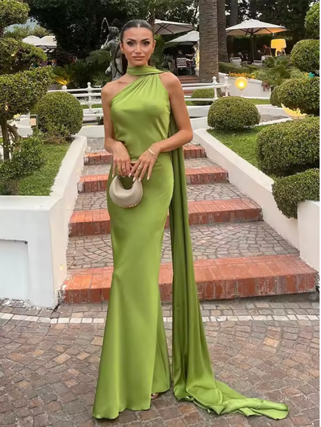 Adaline - Vestido maxi capa clásico