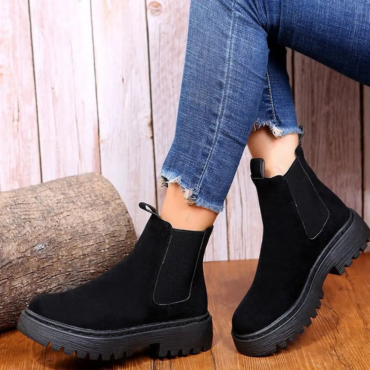 Carmen™ | Botines de terciopelo con plataforma