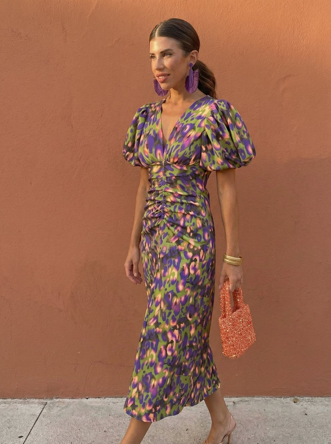 Carla | Vestido Midi de Mangas Abullonadas