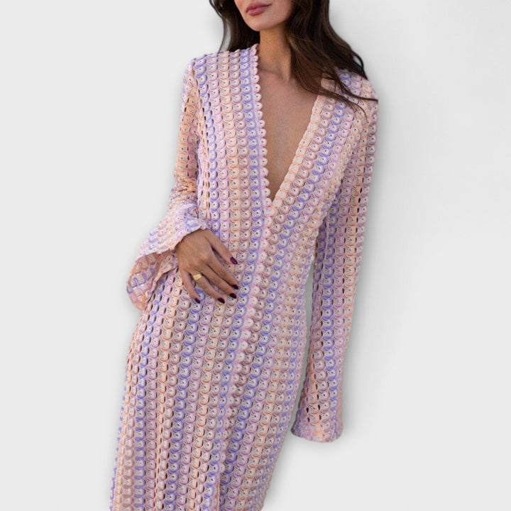 Elina – Vestido maxi con escote en V y un toque de vacaciones