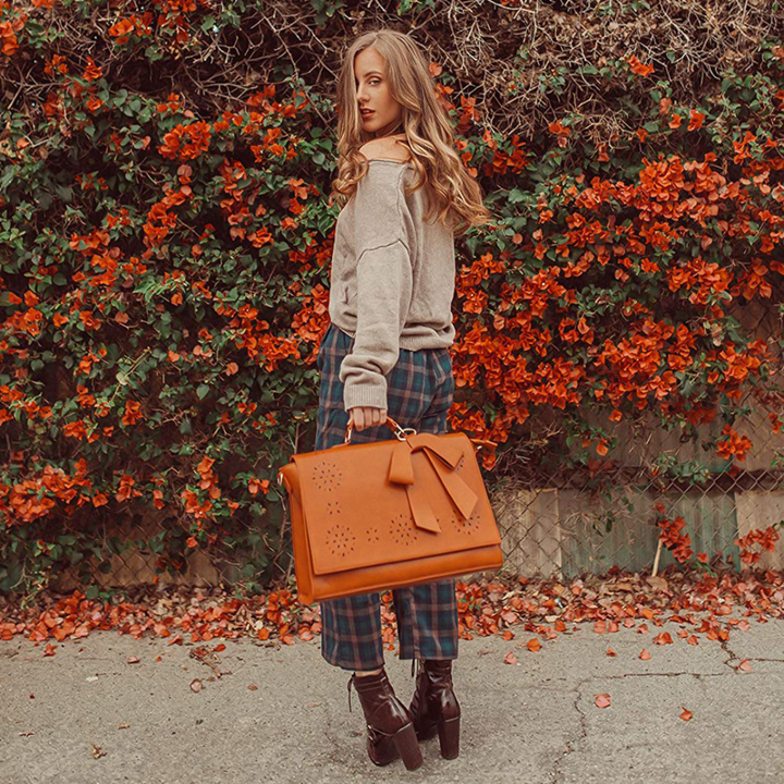 Bernadette – Satchel con Lazo