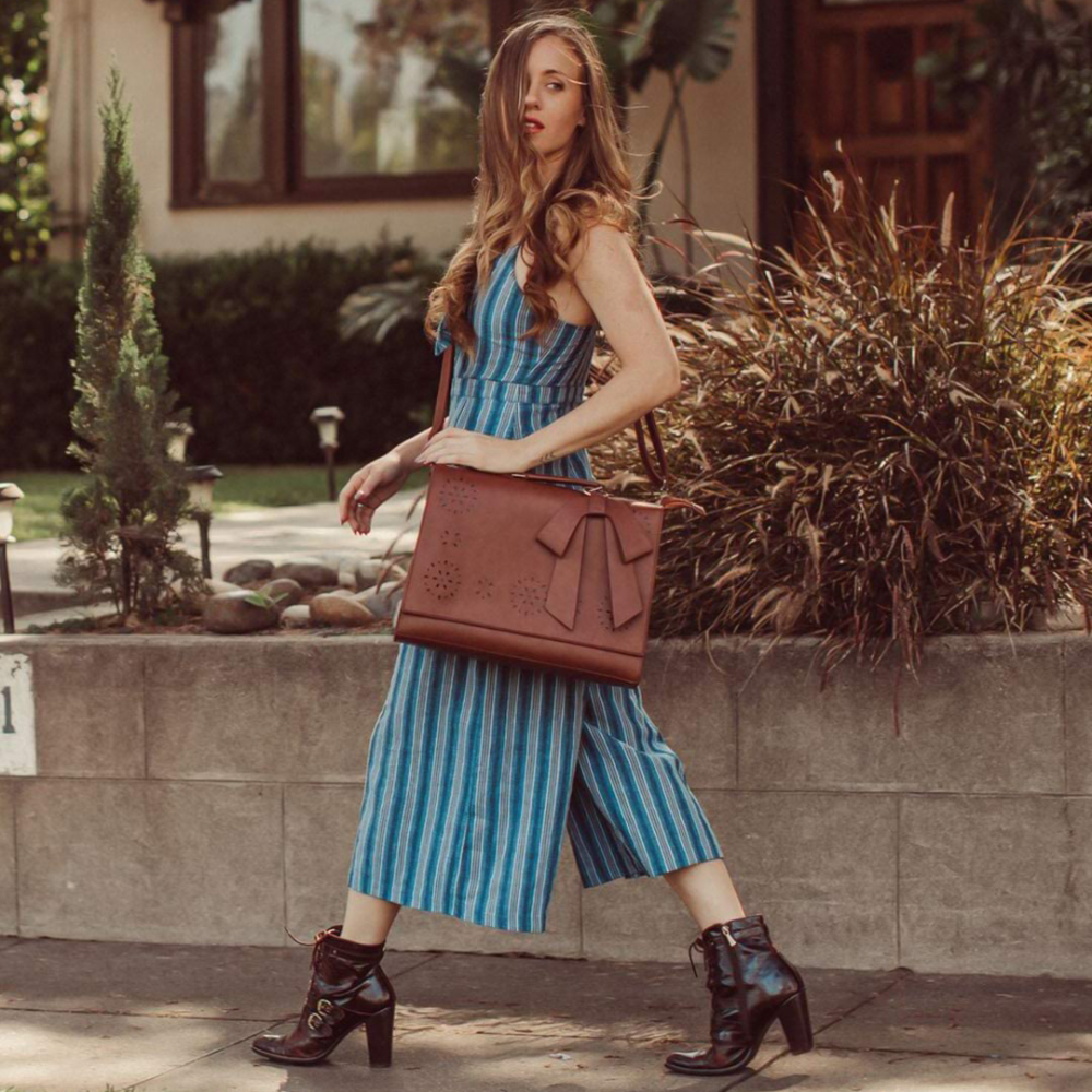 Bernadette – Satchel con Lazo