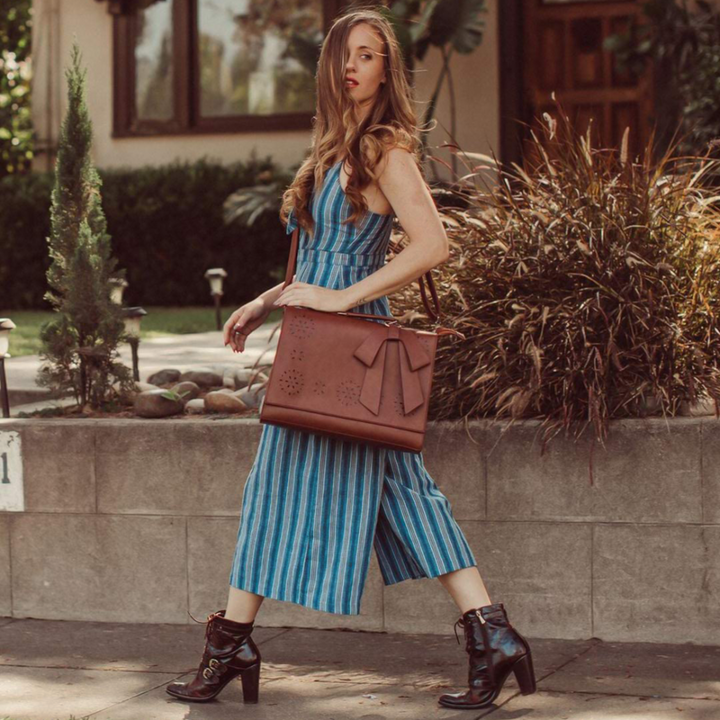 Bernadette – Satchel con Lazo