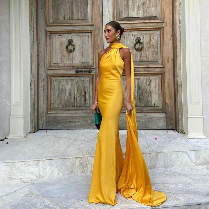Adaline - Vestido maxi capa clásico