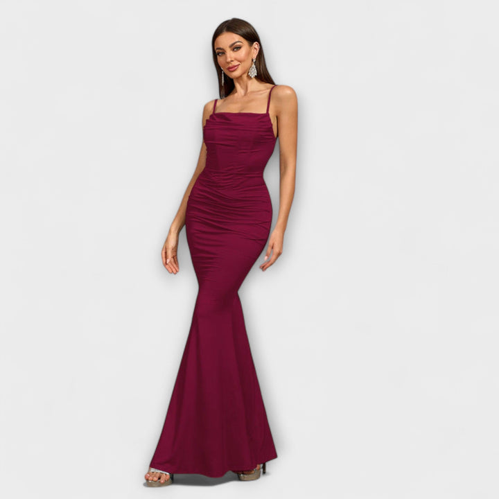 Callie - Vestido elegante con volantes