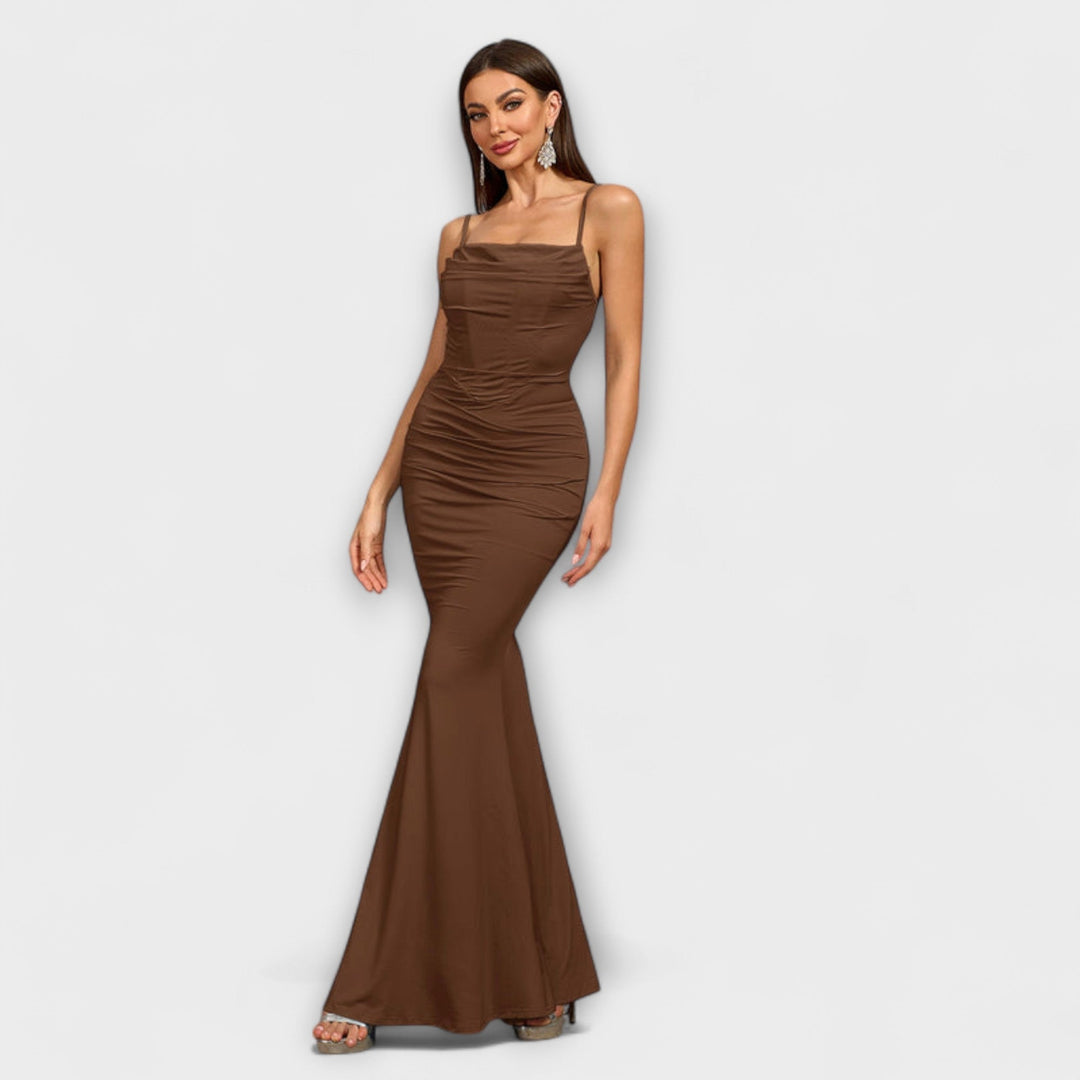 Callie - Vestido elegante con volantes