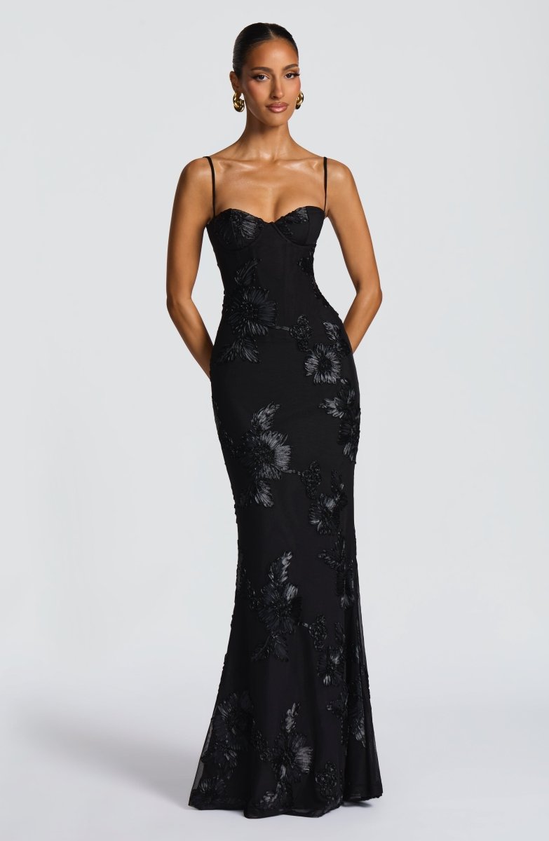 Maxi Vestido Ajustado con Detalles de Encaje