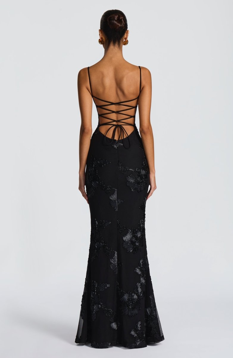 Maxi Vestido Ajustado con Detalles de Encaje
