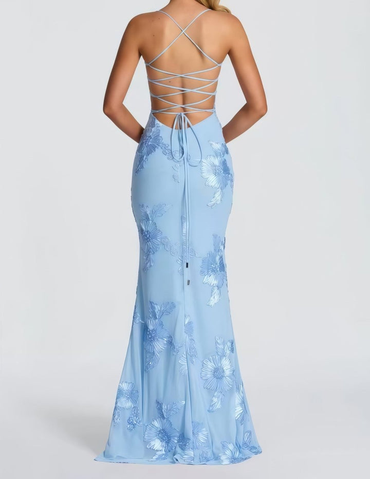 Maxi Vestido Ajustado con Detalles de Encaje