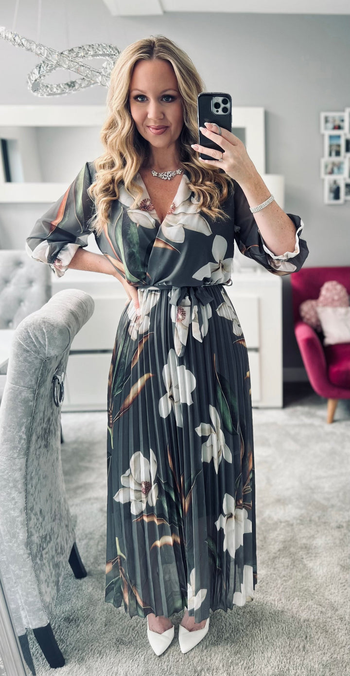 Vestido Maxi Plisado Floral Elle con Cinturón - Caqui