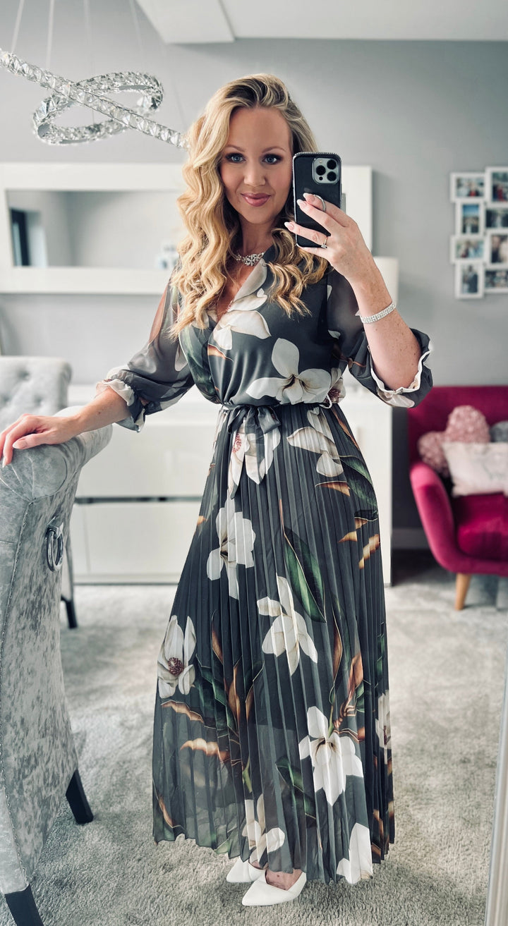 Vestido Maxi Plisado Floral Elle con Cinturón - Caqui