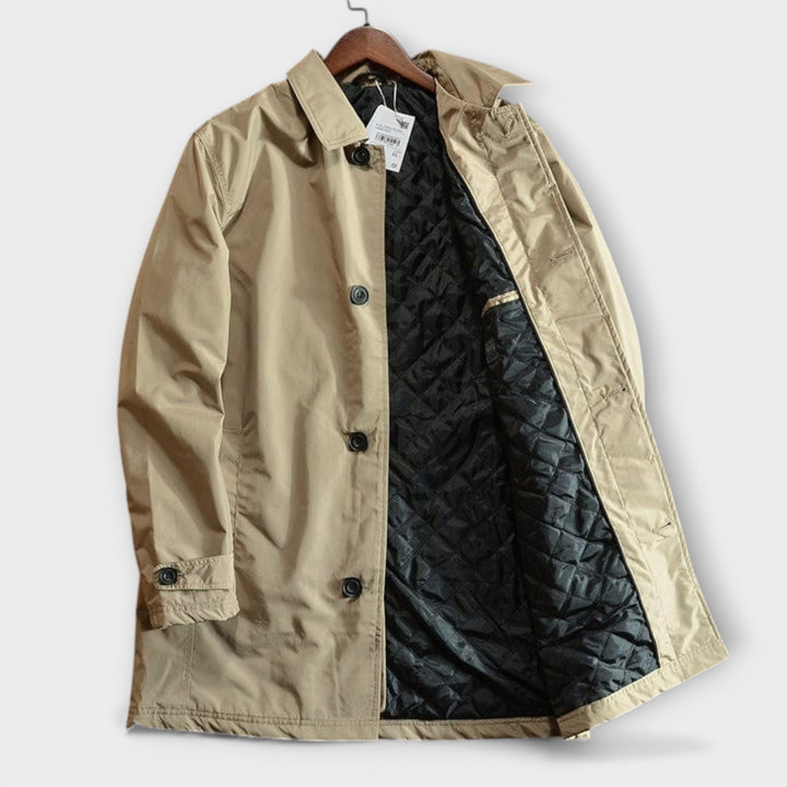 ABRIGO IMPERMEABLE JAMES | CALIDEZ CONFIABLE PARA DÍAS INDEFINIDOS