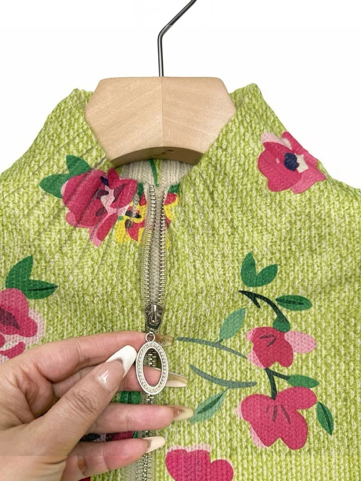 Mercedes | Cárdigan de punto verde con estampado floral