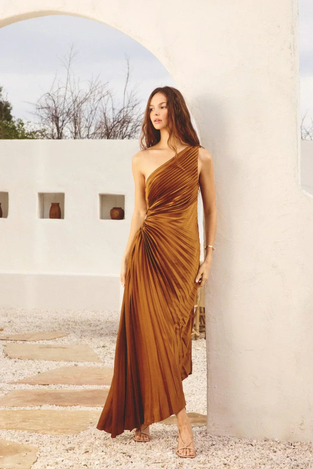 Sylviana - Vestido midi plisado de un solo hombro