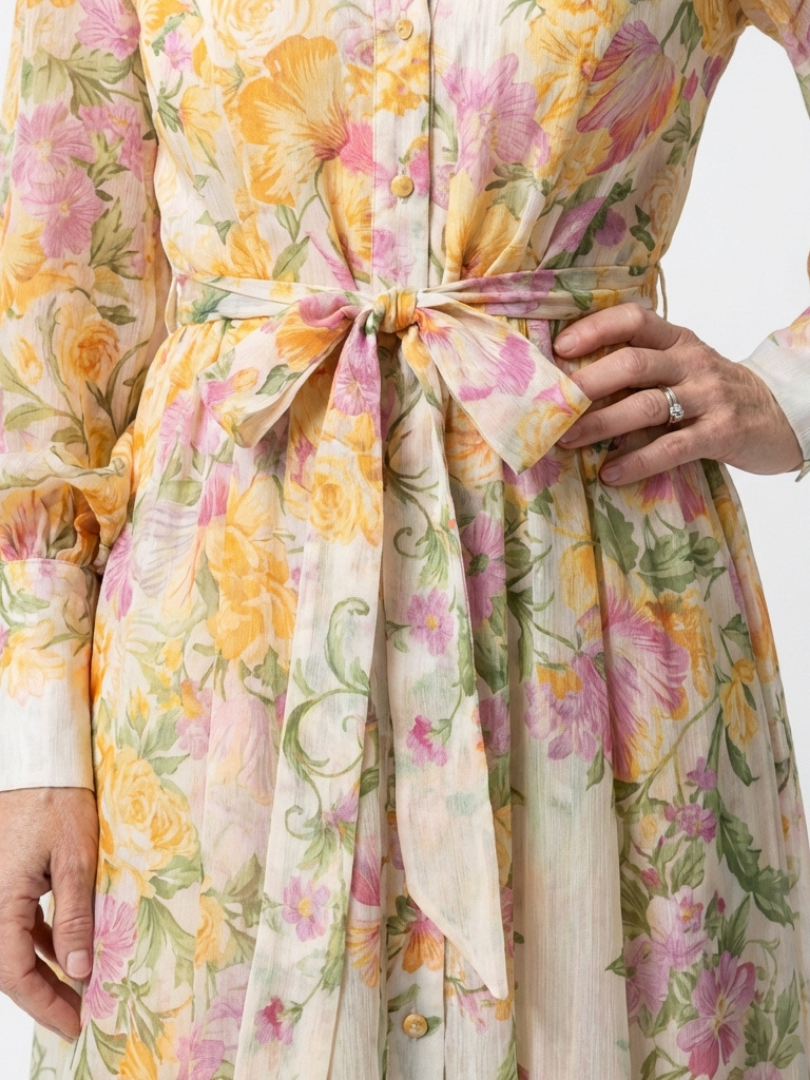 Cressida | Vestido maxi floral transparente con mangas largas