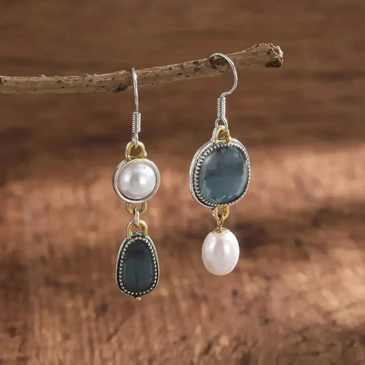 Pendientes vintage de perlas y piedra azul